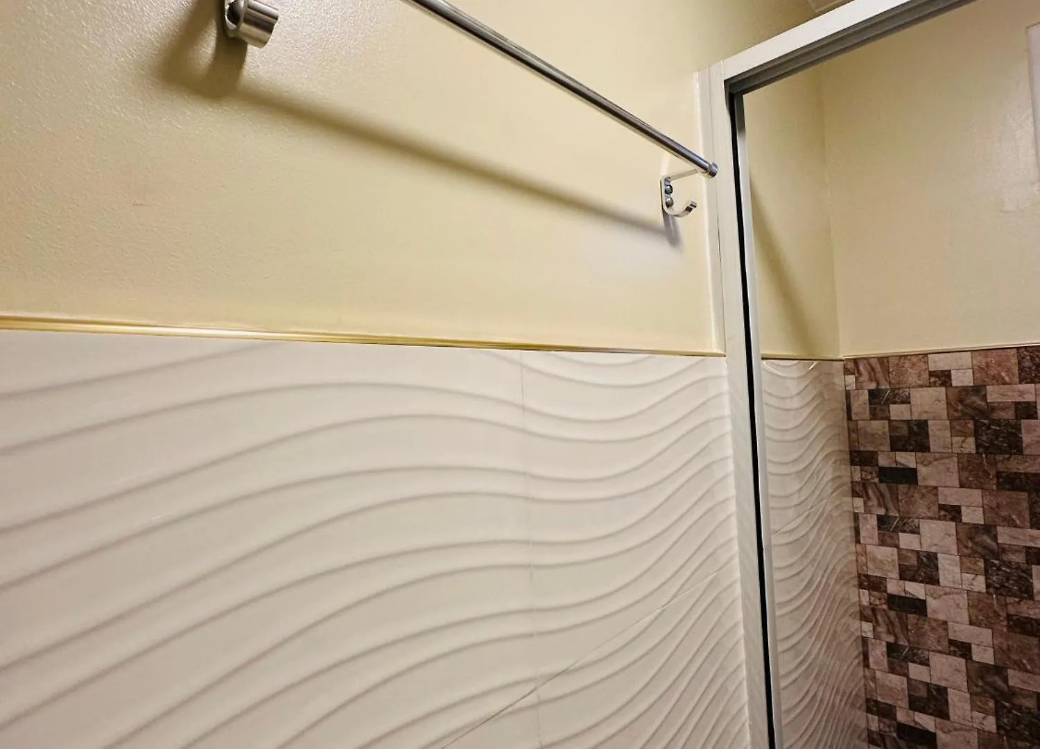 بيت للعطل فيلا Eli Z - Affordable 3Br House With Pool آنغلوس
